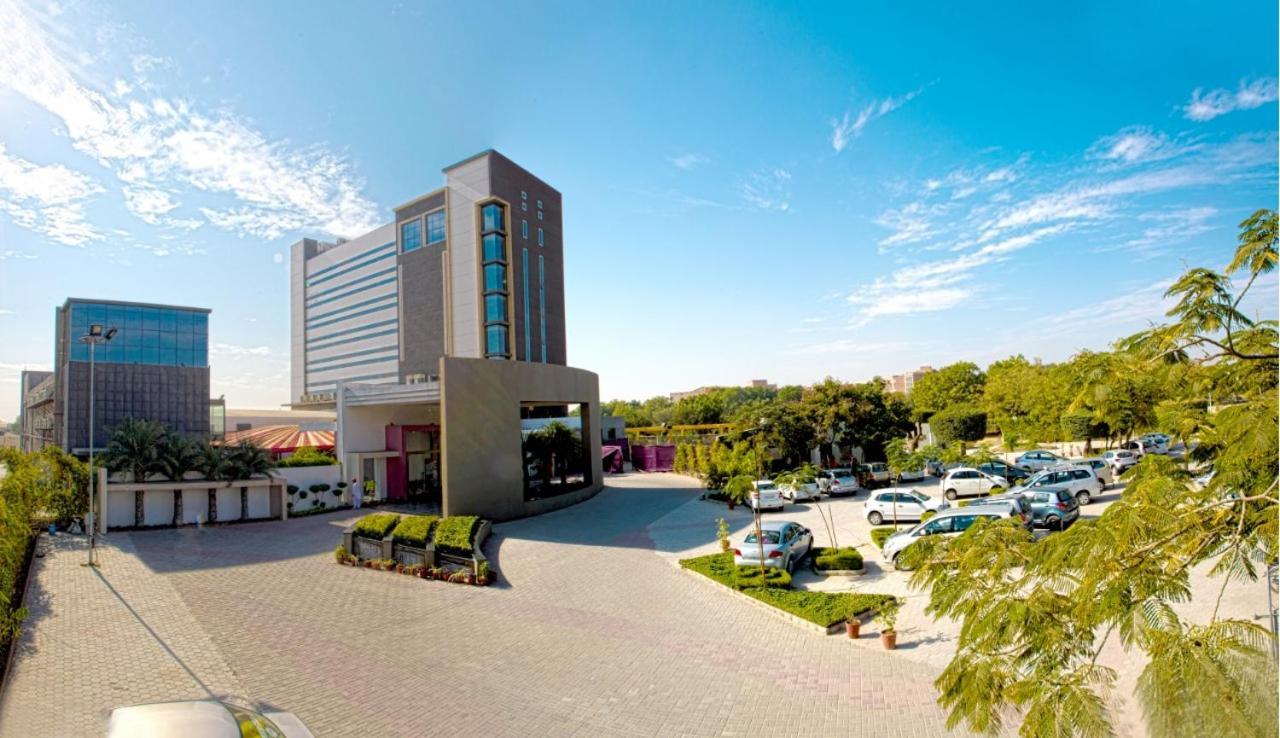 Hotel Kasturi Orchid Pāl Exterior foto